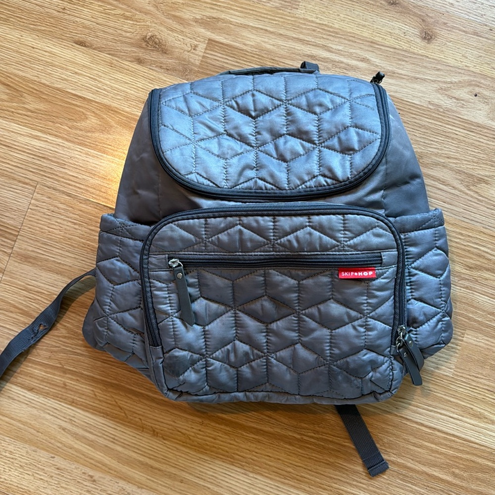 Skip Hop Diaper Bag * flawed